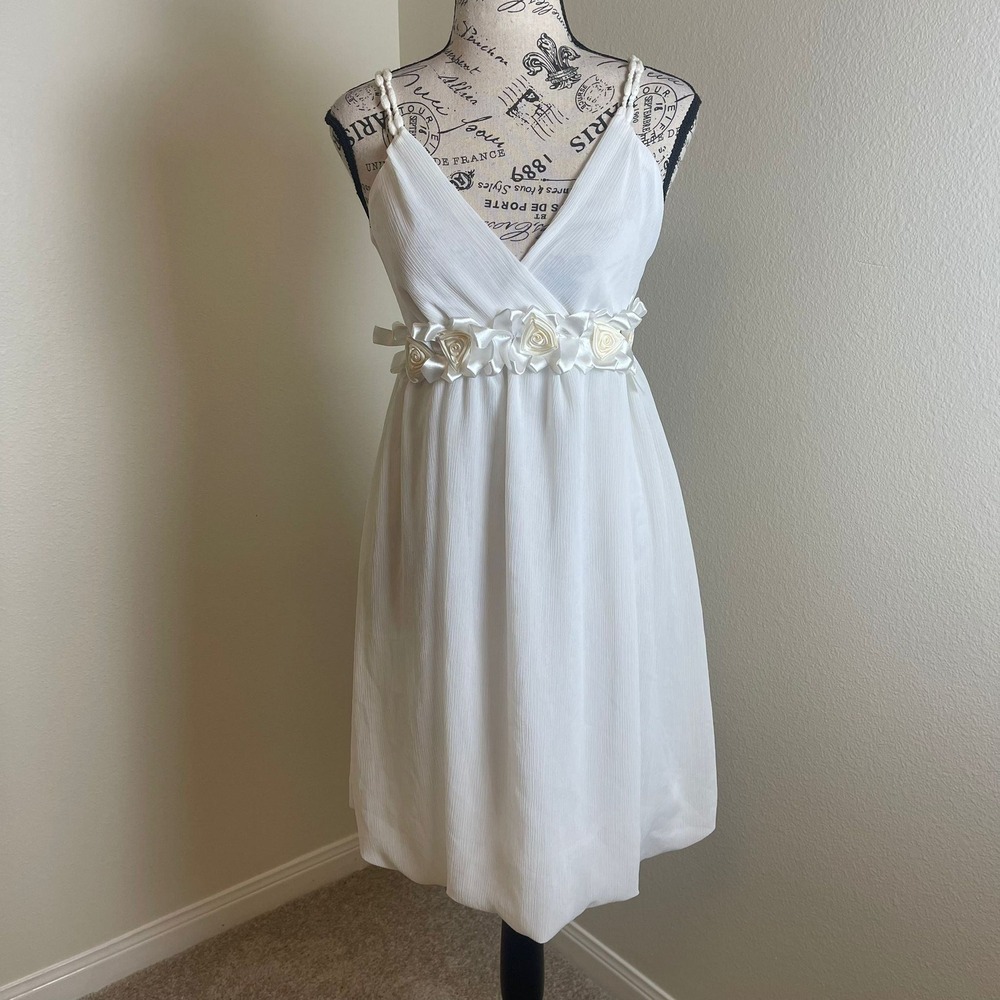 White Chiffon V‎ Neck Dress Rosette Straps Knee Length fairy feminine